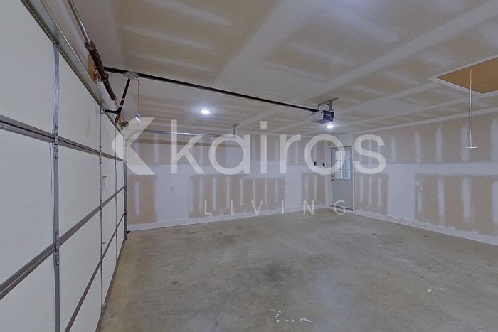 Building Photo - 162 Eastwood Ln