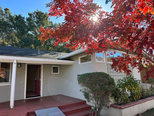 Building Photo - LOS GATOS - Beautifully upgraded property in desirable Los Gatos location, Los Gatos Schools