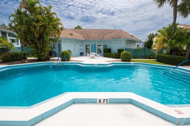 Building Photo - 950 S Kanner Hwy