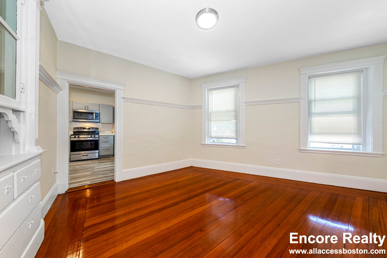 Building Photo - 63 Fairbanks St