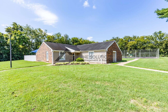 Building Photo - 2004 Granville Rd