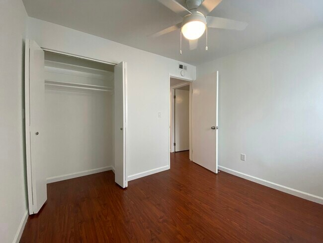 Building Photo - 605 Bush St