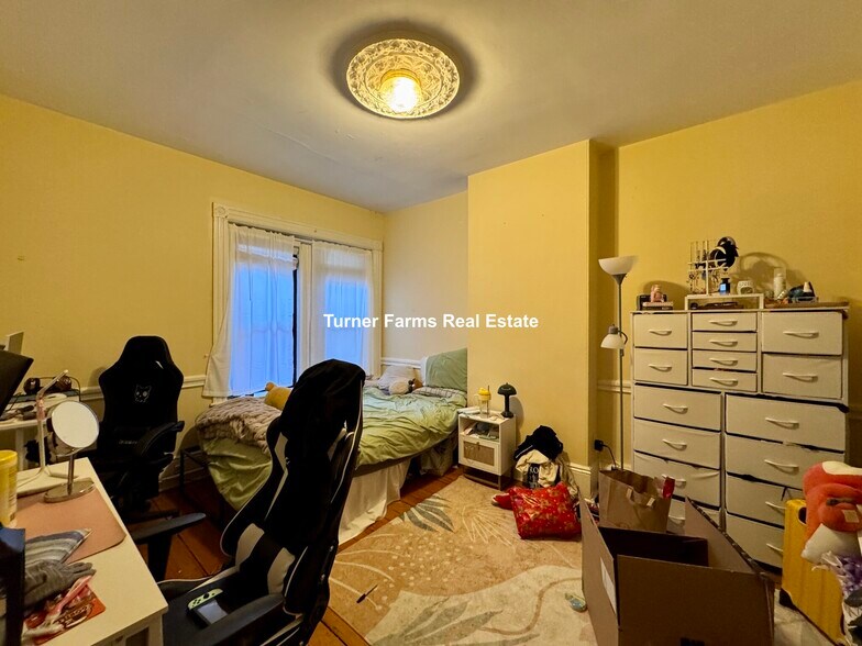 Building Photo - 1512 Tremont St