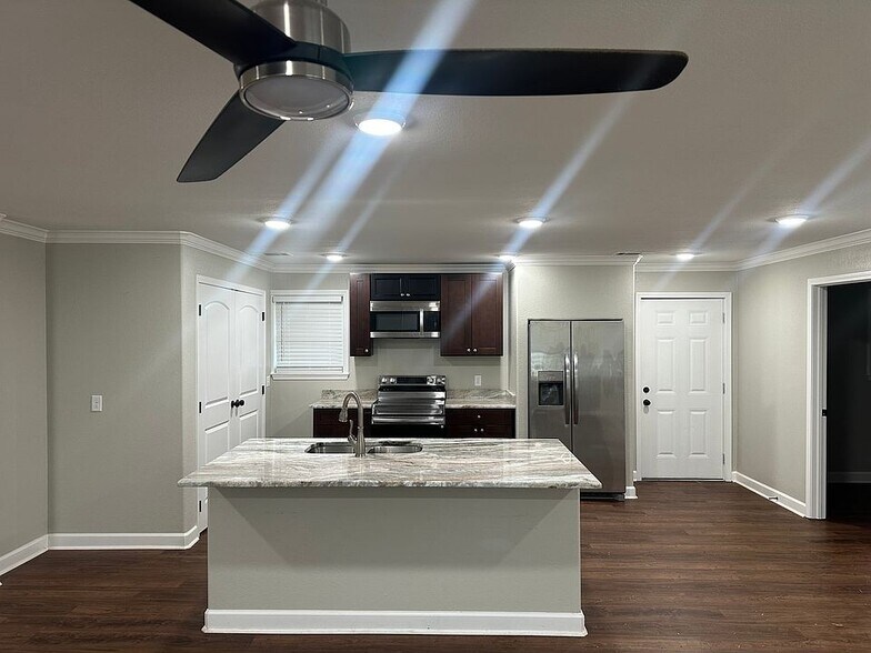 Building Photo - 7324 US-79