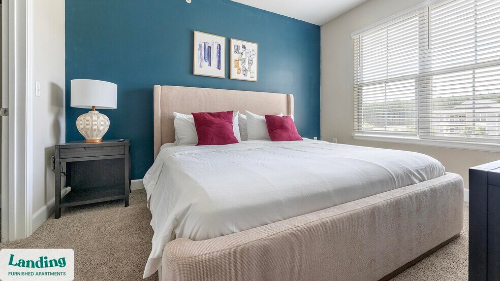 Building Photo - 195 N Creek Dr