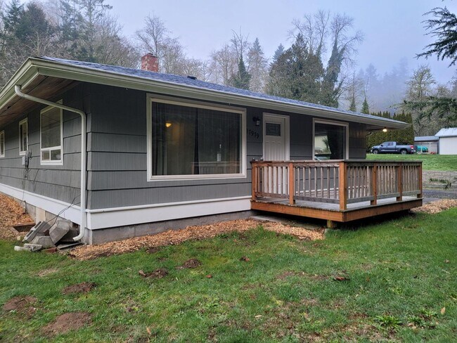 Building Photo - 2 Bedroom Rambler in Suquamish!