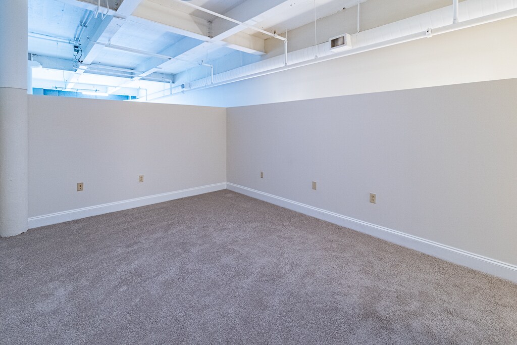 Primary bedroom - 306 N 26th St