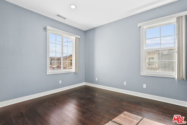 Building Photo - 11507 Verona Dr