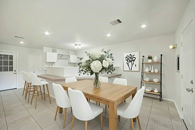 Building Photo - 16722 Moary Firth Dr