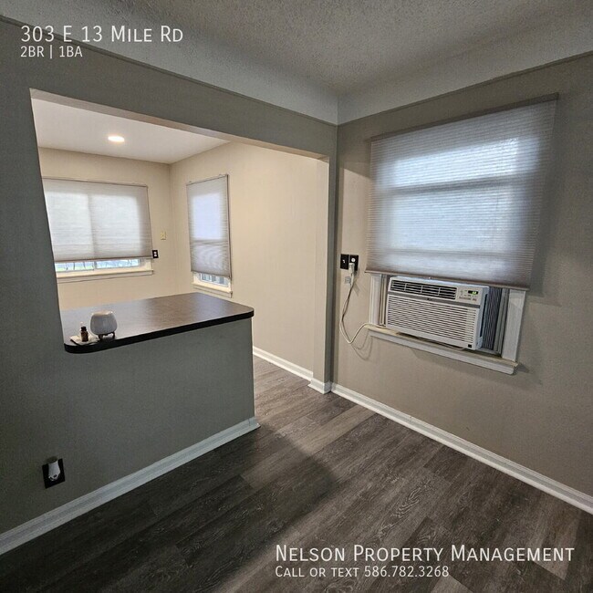 Building Photo - 303 E Thirteen Mile Rd