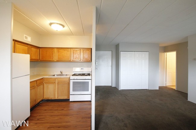 Building Photo - 309 N White Horse Pike