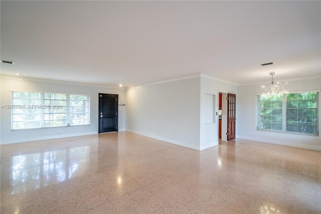 Building Photo - 475 S Shore Dr