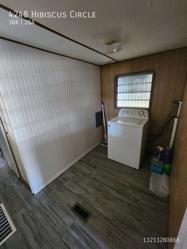 Building Photo - 4248 Hibiscus Cir