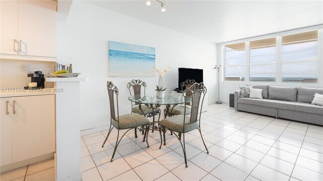 Building Photo - 100 Lincoln Rd