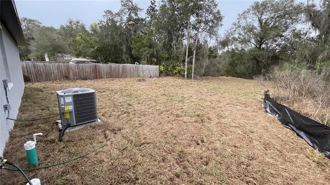 Building Photo - 4949 Ives Ave