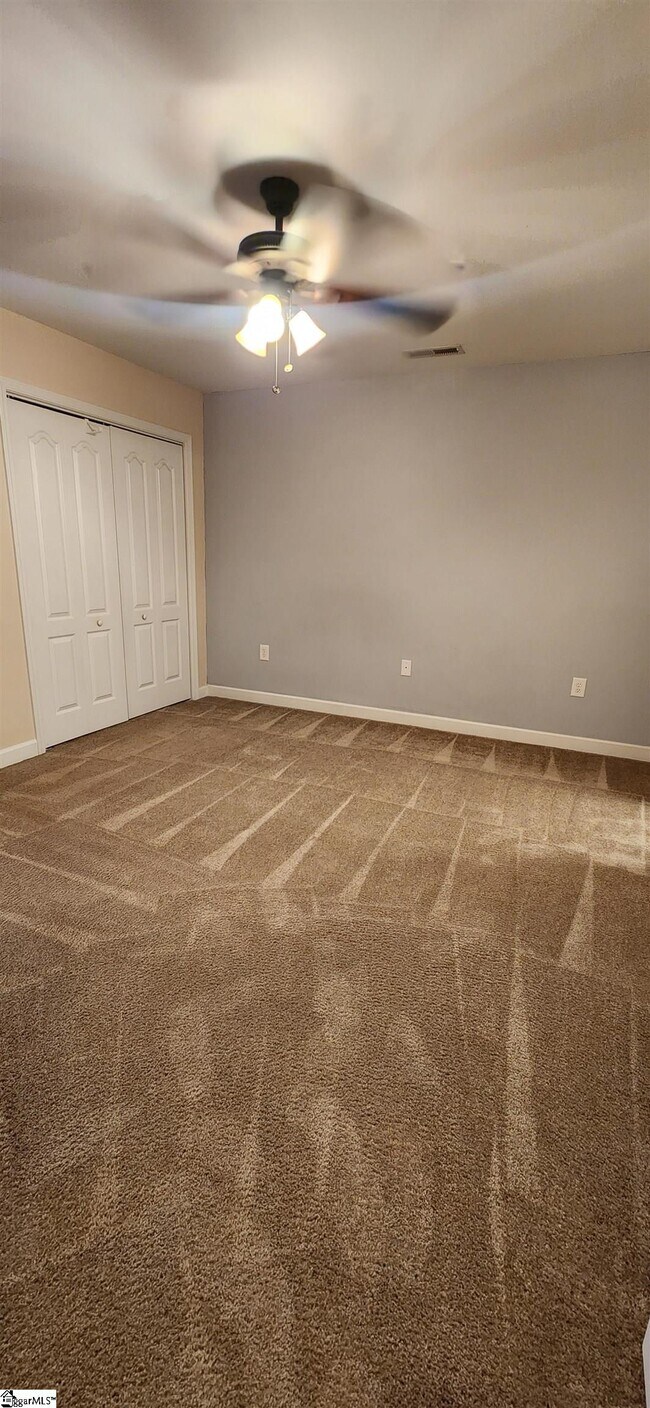 Building Photo - 152 Middleton Park Ln