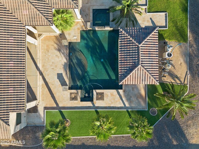 Building Photo - 11407 E Bellflower Ct