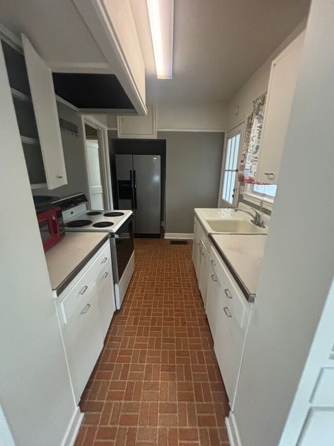 Building Photo - Great South Highlands Condo