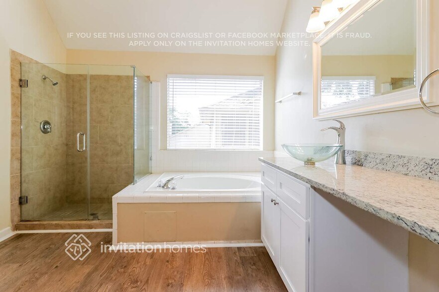 Building Photo - 7419 Pleasant Ridge Dr