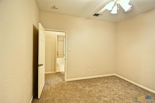 Building Photo - 2725 Diamond Trail