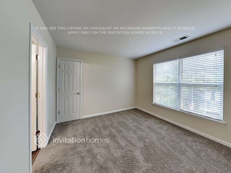 Building Photo - 212 Alnwick Ln
