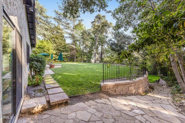 Building Photo - 5321 Alta Canyada Rd