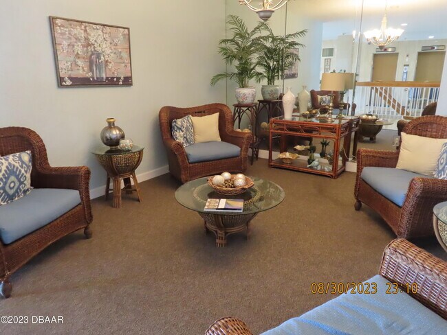 Building Photo - 1415 Ocean Shore Blvd