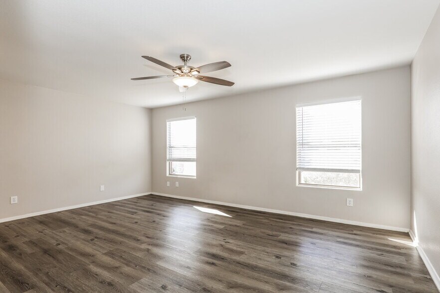 Building Photo - 1901 N 129th Ave