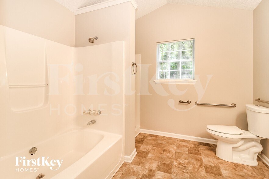 Building Photo - 101 Settlers Ridge Ln