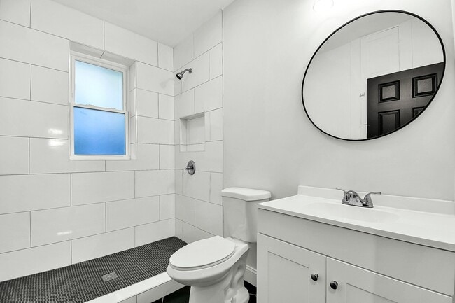 Building Photo - 1202-1204 Franklin Ave