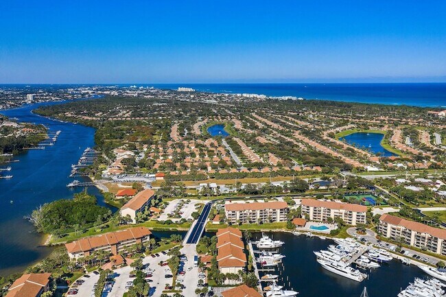 Building Photo - 1401 Tidal Pointe Blvd