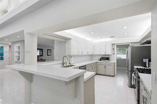 Building Photo - 15845 SW 87th Ave