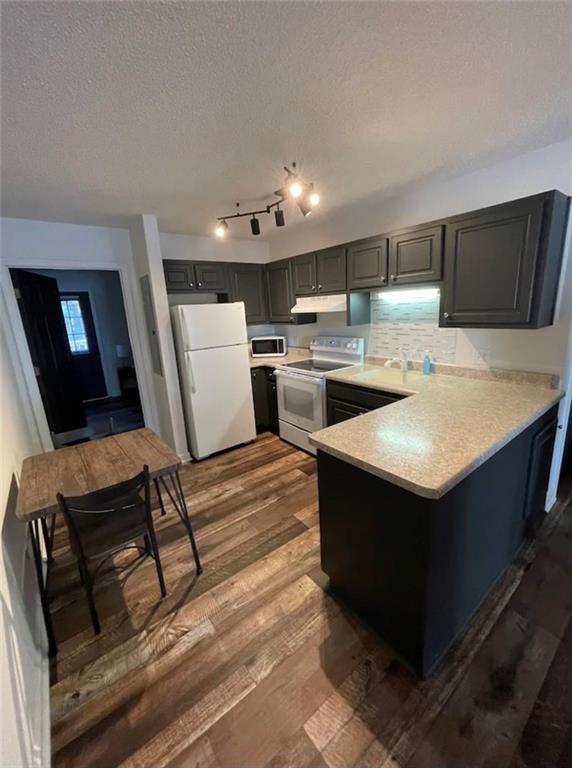 Building Photo - 683 Grant St