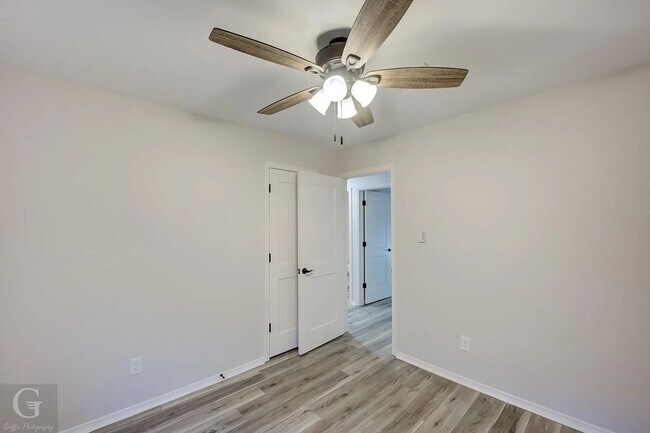 Building Photo - 3-Bed, 2-Bath Home Near Air Force Base!