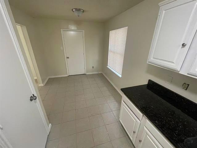 Building Photo - 4520 Louisville Dr