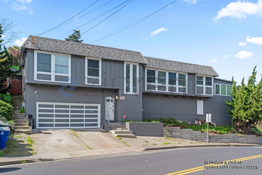 Primary Photo - 815 Camaritas Ave