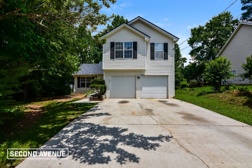 Primary Photo - 2676 Boulder Pointe Way