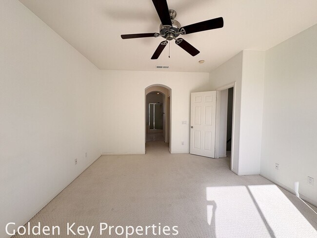 Building Photo - Welcome to this stunning home located in the desirable Rancho Carrillo neighborhood of Carlsbad!