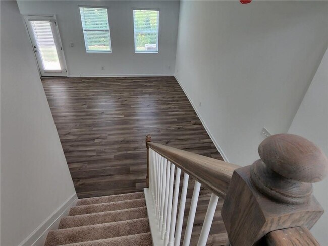 Building Photo - 6145 Langdon Way