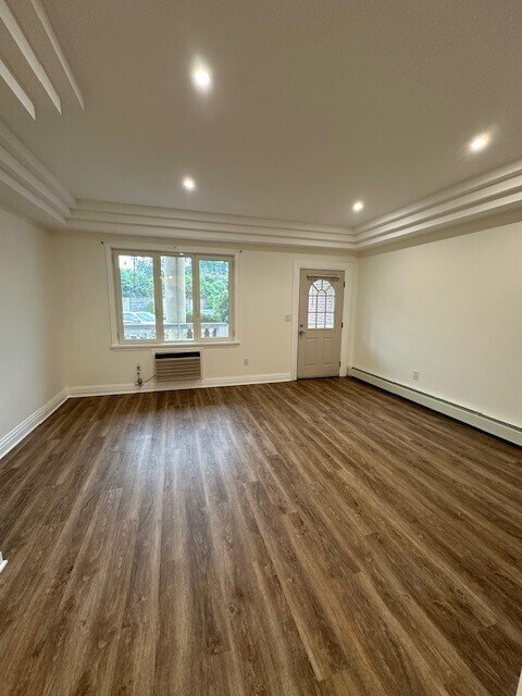 Building Photo - 798 Wolcott Ave