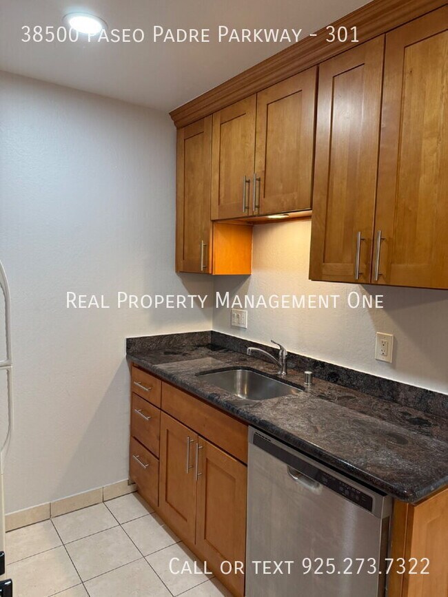 Building Photo - 38500 Paseo Padre Pkwy