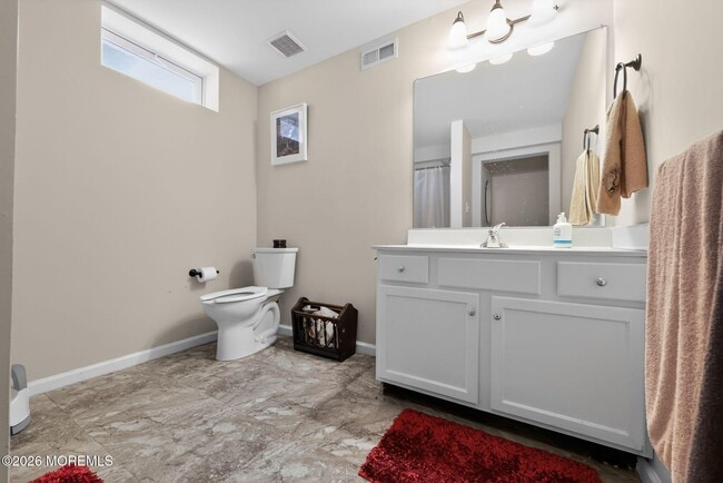 Building Photo - 153 Sandra Way