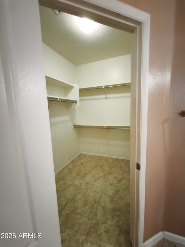 Building Photo - 42914 N Hudson Ct