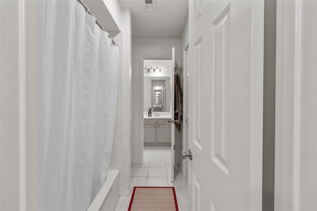 Building Photo - 3223 Autumn Bridge Ln