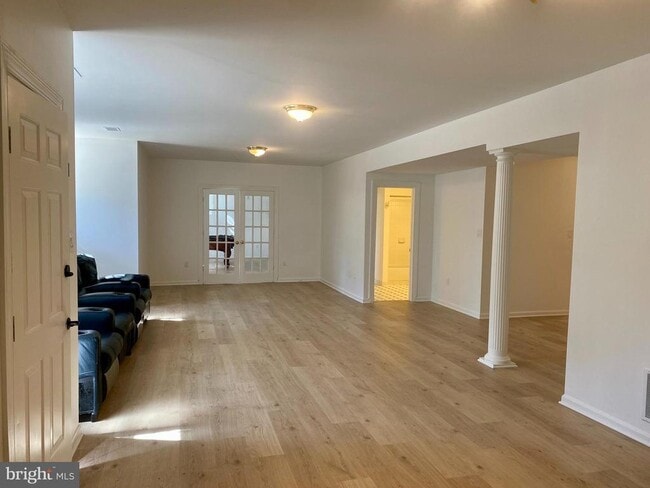 Building Photo - 7806 Birnam Wood Dr