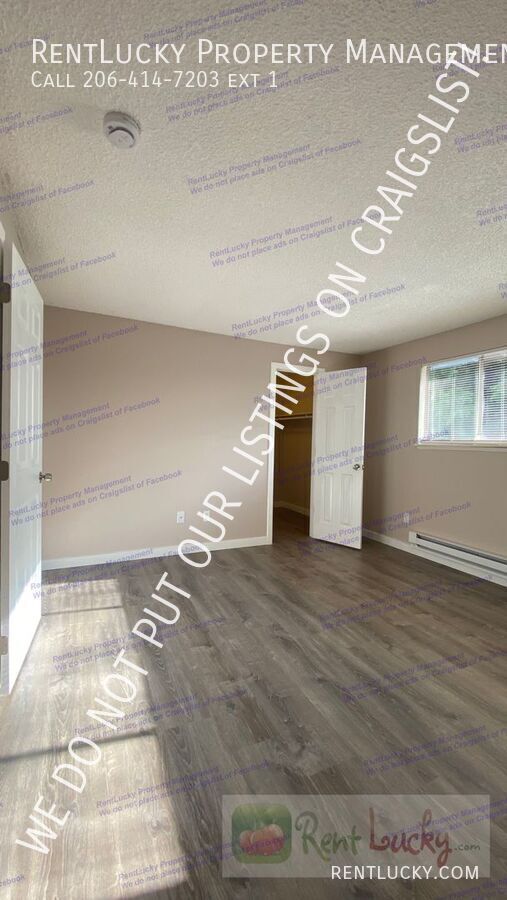 Building Photo - FULLY REMODELED 2-Bedroom Unit with Garage...