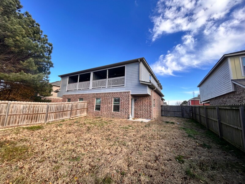 Building Photo - 1211 N Sicily Ln