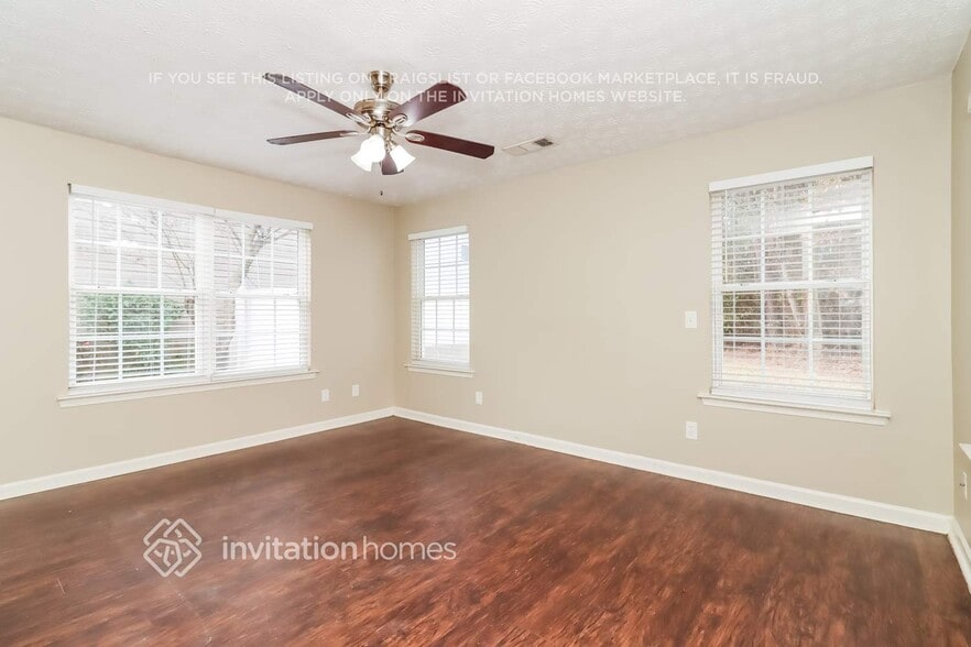 Building Photo - 866 Windcroft Cir NW