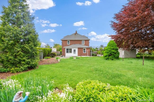 Building Photo - 1030 Glen Cove Ave