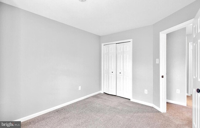 Building Photo - 12120 Apache Tears Cir